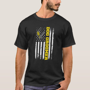 Dog Groomer Dog Grooming Dog Mom American Flag Gro T-Shirt