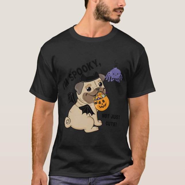 Dog Halloween, funny pug T-Shirt (Front)
