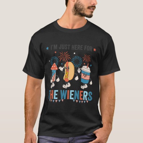 Dog Im Just Here For The Wieners Cute Retro 4th O T_Shirt