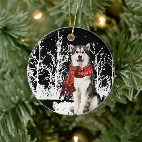 Dog In Snow Siberian Husky icee chuksha puppy pet Ceramic Ornament