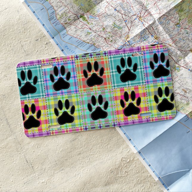 Dog Paw Pattern Quilt License Plate (In Situ)