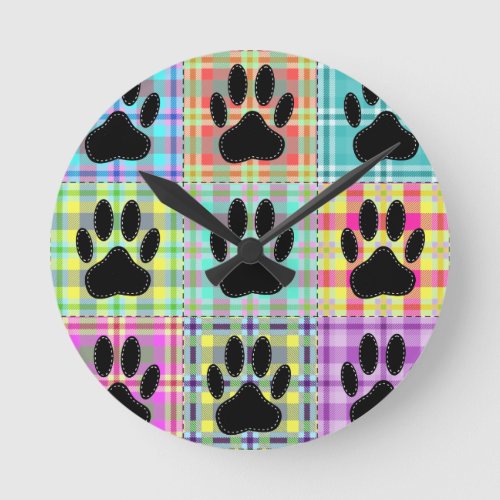 Dog Paw Pattern Quilt Round Clock