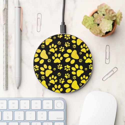 Dog Paw Print Pattern Yellow Wireless Charger