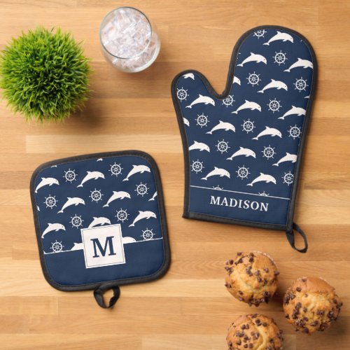 Dolphins On Parade Pattern Oven Mitt  Pot Holder Set