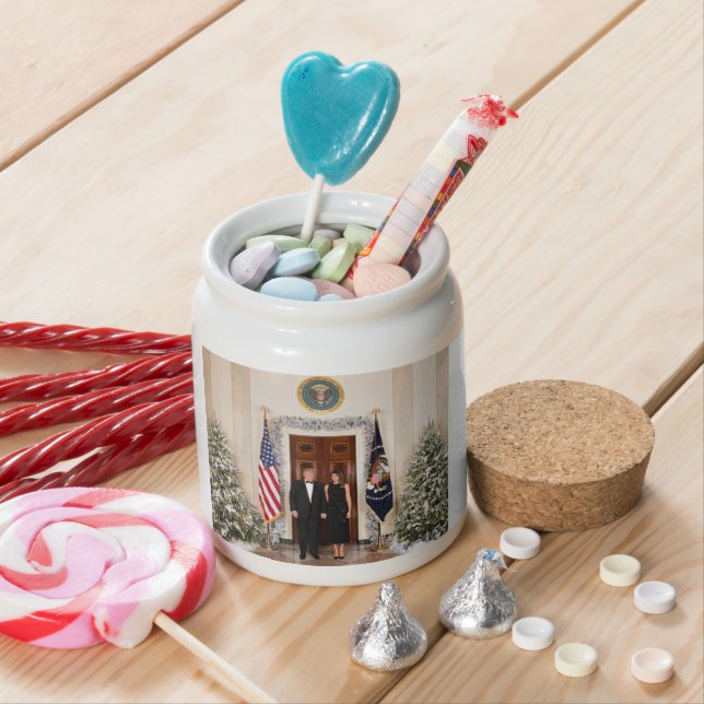 Donald & Melania Trump's Christmas White House Candy Jar (In Situ)