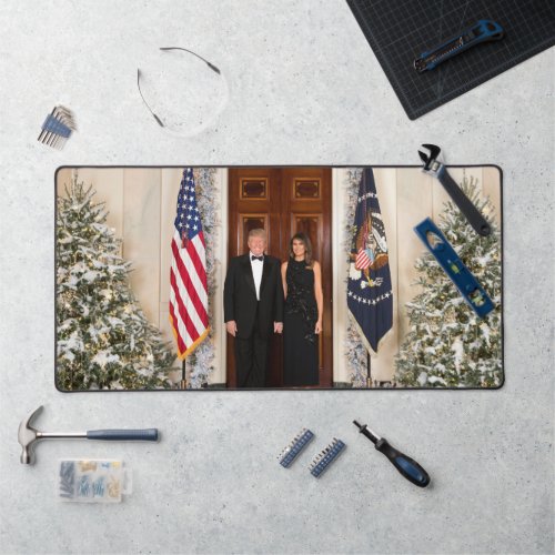 Donald  Melania Trumps Christmas White House Desk Mat