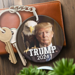 Donald Trump 2024 Photo - bald eagle on shoulder Keychain