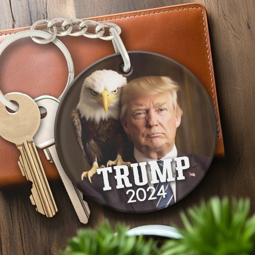 Donald Trump 2024 Photo _ bald eagle on shoulder Keychain