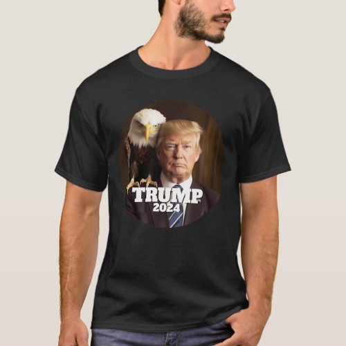 Donald Trump 2024 Photo _ bald eagle on shoulder T_Shirt