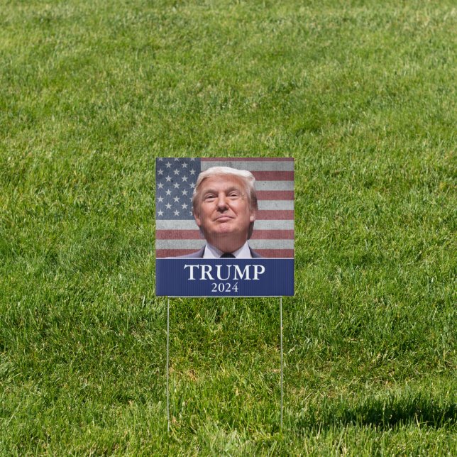 Donald Trump  Sign (Insitu)