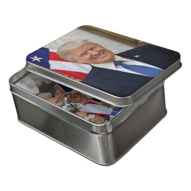Donald Trump White House President Portrait Jigsaw Puzzle (Lid Open)