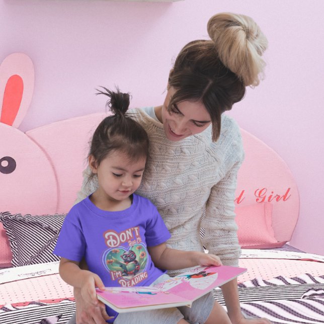 Dont Bug Me Im Reading Ladybug Kids T-Shirt (Caught in the story—do not disturb (ladybugs included).)