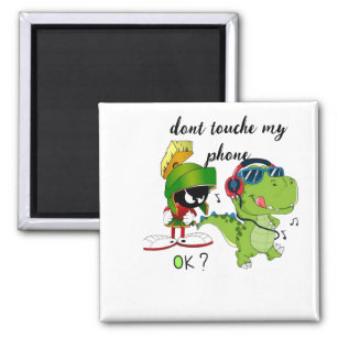 dont touche my phone t-shirt magnet