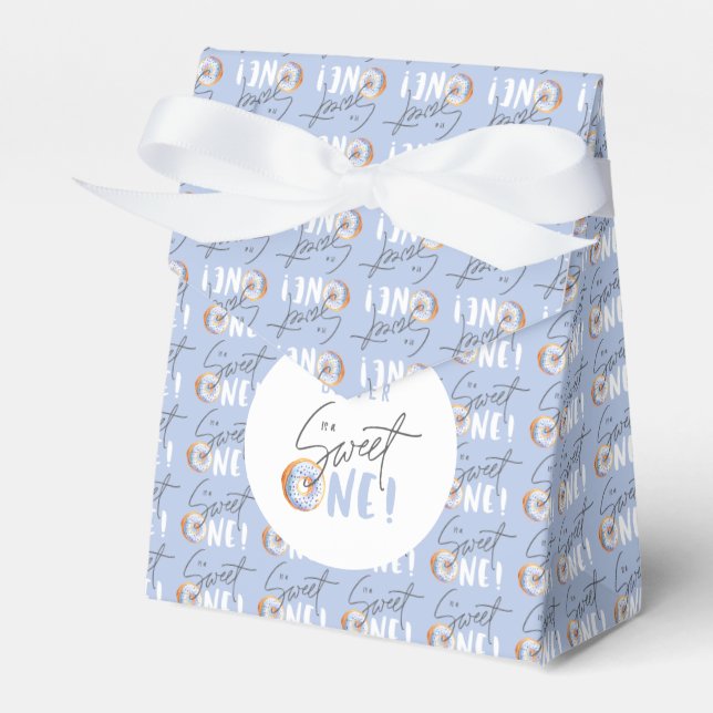 Donut sweet one 1st birthday party attire favor boxes (Front Side)
