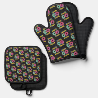 Donut Worry Oven Mitt & Pot Holder Set