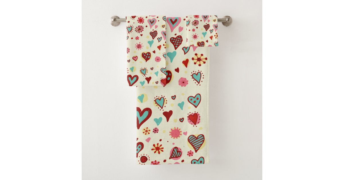 Doodle Hearts Pattern Bath Towel Set | Zazzle