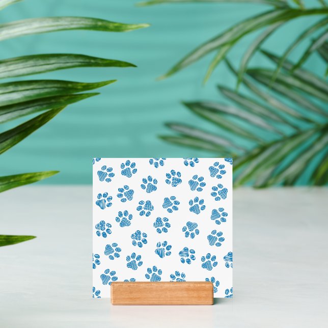Doodle Paws, Dog Paws, Blue Paws Holder (Insitu 2)