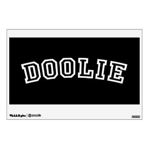 DOOLIE WALL DECAL