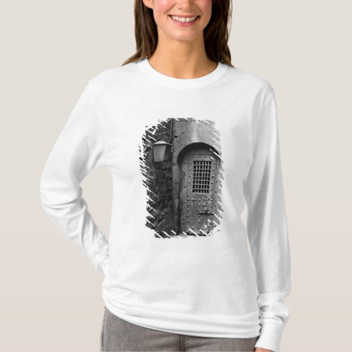 Door to Newgate Prison T_Shirt