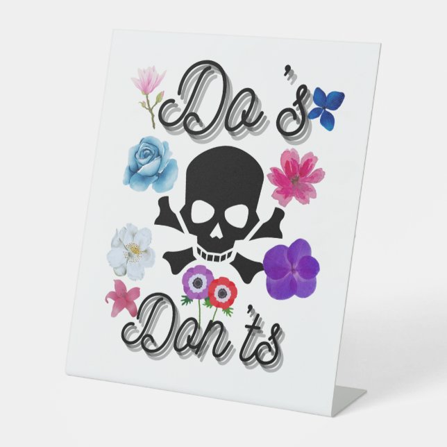 Do's and Don'ts Pedestal Sign (Front)