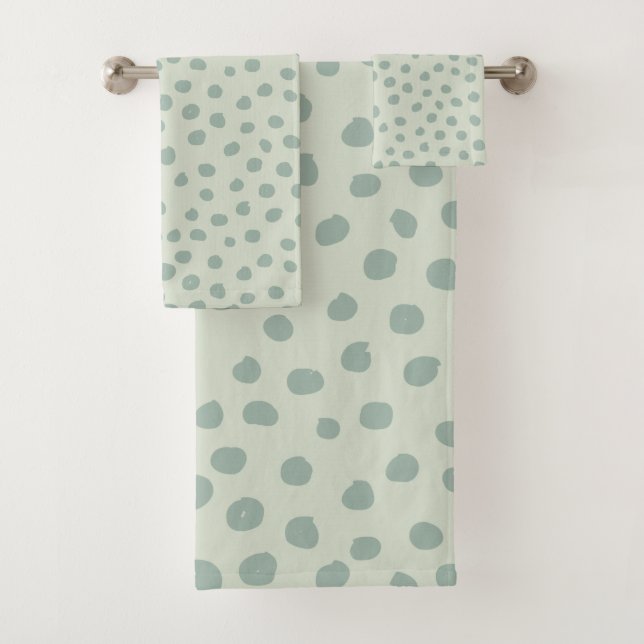 Dots Sage Green Bath Towel Set (Insitu)