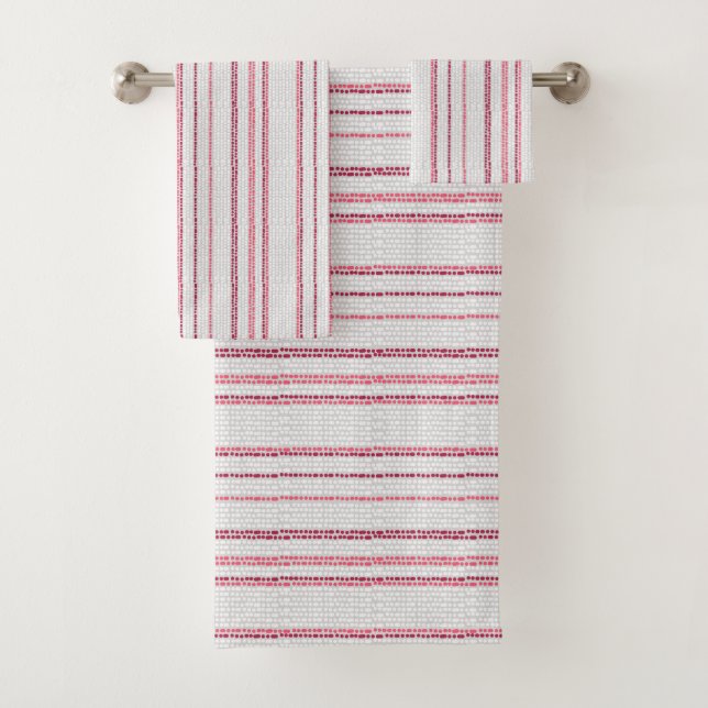 Dotted striped pattern. bath towel set (Insitu)
