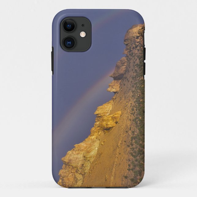 Double rainbow over a rock formation near Smith Case-Mate iPhone Case (Back)