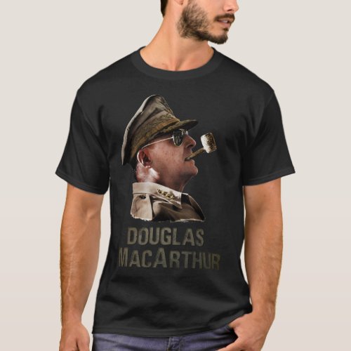 Douglas Macarthur 1944 Colorized Art Gift Hallowe T_Shirt