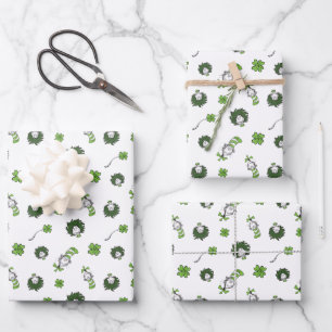 Dr. Seuss   Cat in the Hat Clover Pattern Wrapping Paper Sheets
