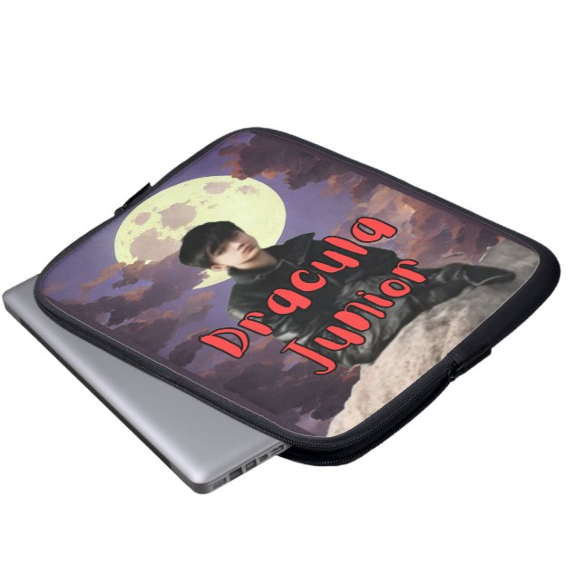 Dracula Junior -  Laptop Sleeve (Front Bottom)
