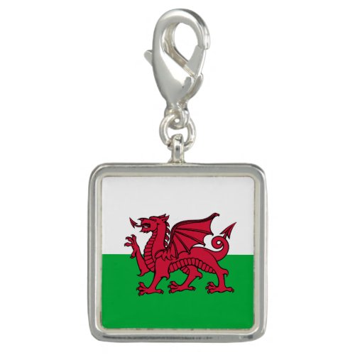 Dragon Flag of Wales Celtic Welsh National Flag Charm
