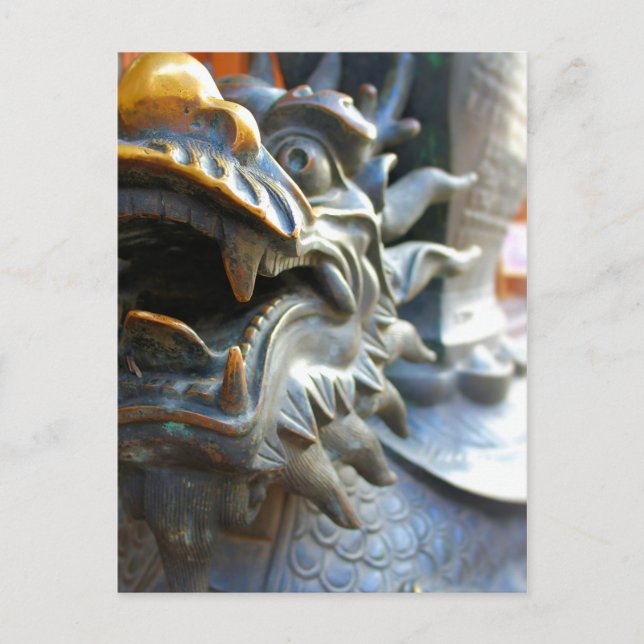 Dragon Statue - Yu Market - Shanghai, China Postcard (Front)