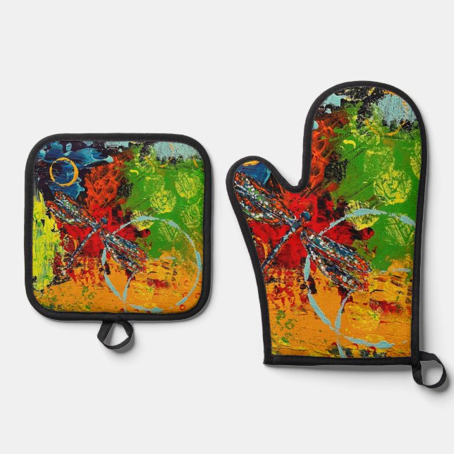 Dragonfly Oven Mitt and Pot Holders Oven Mitt & Pot Holder Set (Front)