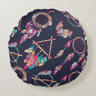 Dream catchers: vintage seamless pattern. round pillow