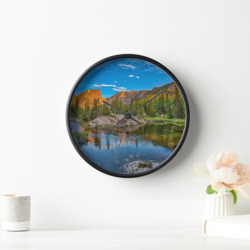 Dream Lake Landscape Clock