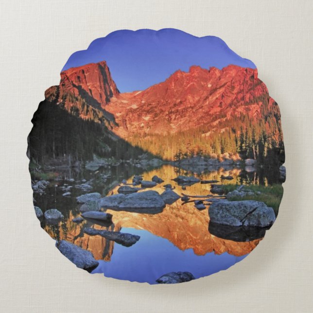 Dream Lake Round Pillow (Front)
