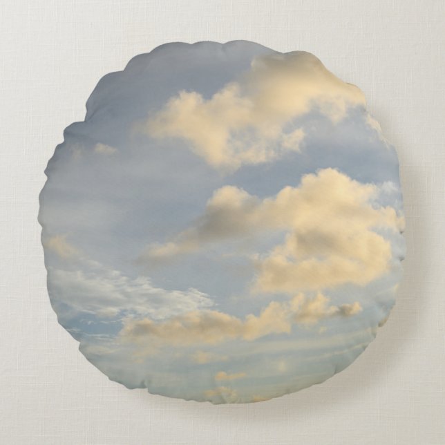 Dreamy Caribbean Clouds 2 Round Pillow (Front)