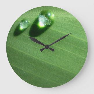 droplets large clock