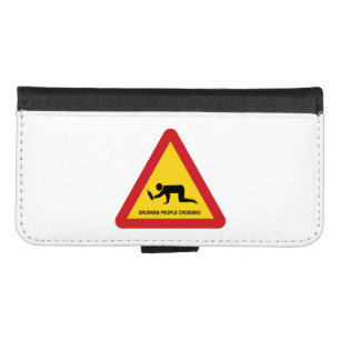 DRUNKEN PEOPLE CROSSING TRAFFIC SIGN iPhone 8/7 WALLET CASE