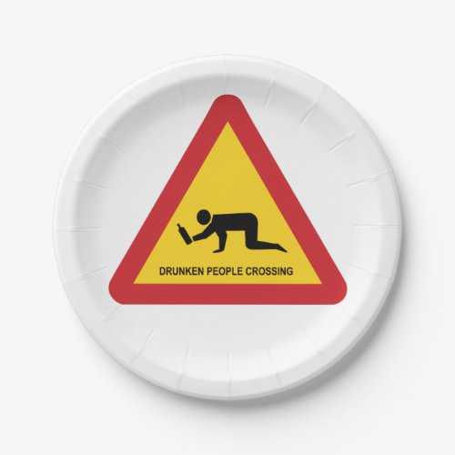 DRUNKEN PEOPLE CROSSING TRAFFIC SIGN PAPER PLATES