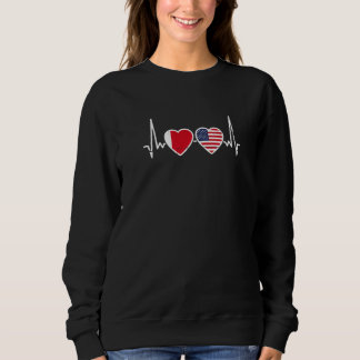 Dubai USA Heartbeat Dubaian American Flag   Sweatshirt