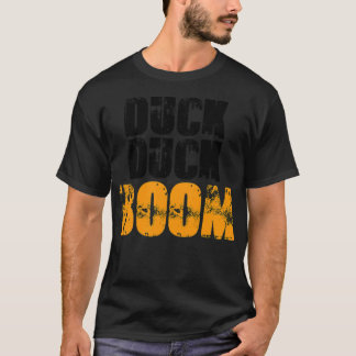 Duck Duck Boom black labrador black labrador T-Shirt