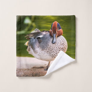 Duck Gets A Leg Up Wash Cloth