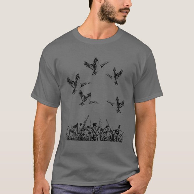 Duck Hunting Scene Shooting Mallard Waterfowler Hu T-Shirt (Front)