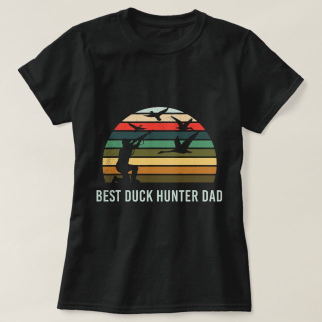 Ducks hunting retro sunset graphic drawing theme T-Shirt (Design Front)