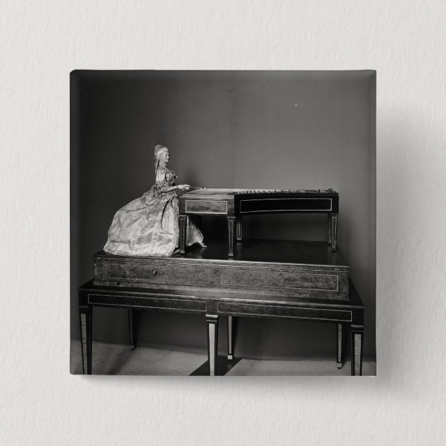 Dulcimer Player Button (Front)