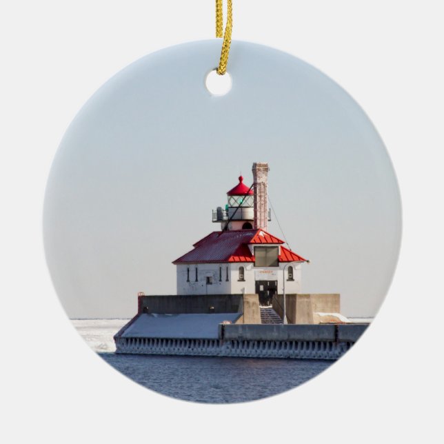 Duluth Harbor South Breakwater Lighthouse Ceramic Ornament (Front)