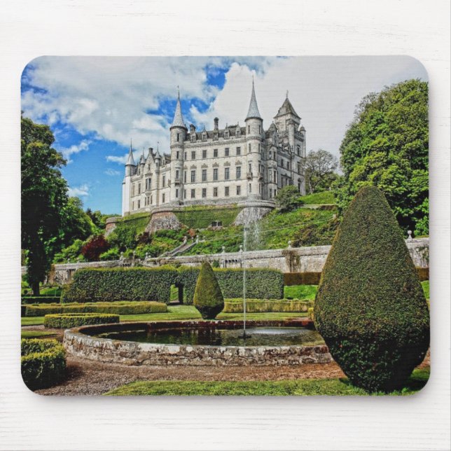 Dunrobin castle architecture photo mouse pad (Front)