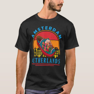 Dutch clogs Klomp shoes Netherlands Holland souven T-Shirt