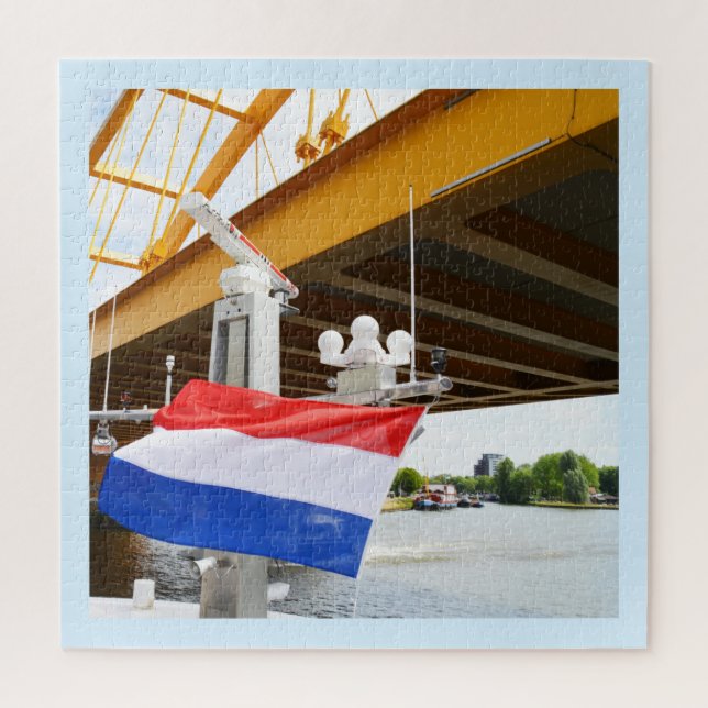 Dutch flag jigsaw puzzle (Vertical)